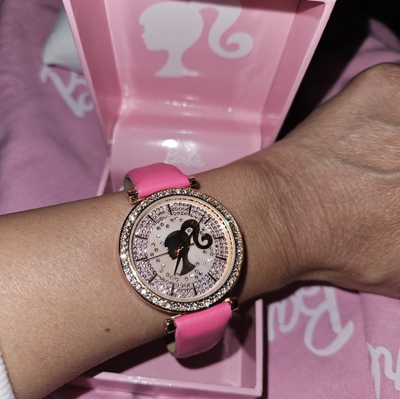 Blingy Barbie watch - Picture 2 of 5